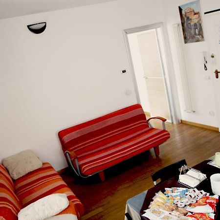 B&B La Luna Dal Borgo Йези Екстериор снимка