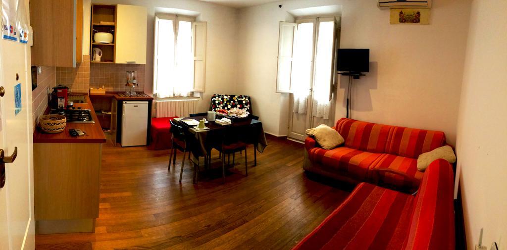 B&B La Luna Dal Borgo Йези Екстериор снимка