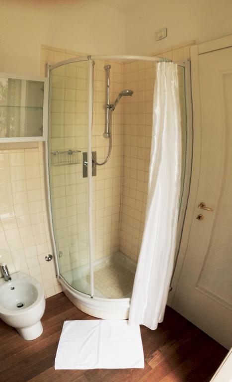 B&B La Luna Dal Borgo Йези Екстериор снимка