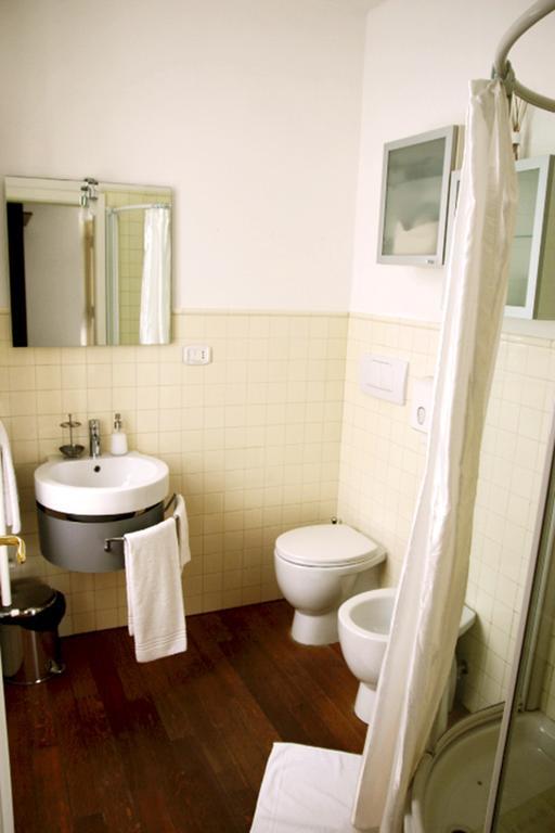 B&B La Luna Dal Borgo Йези Екстериор снимка