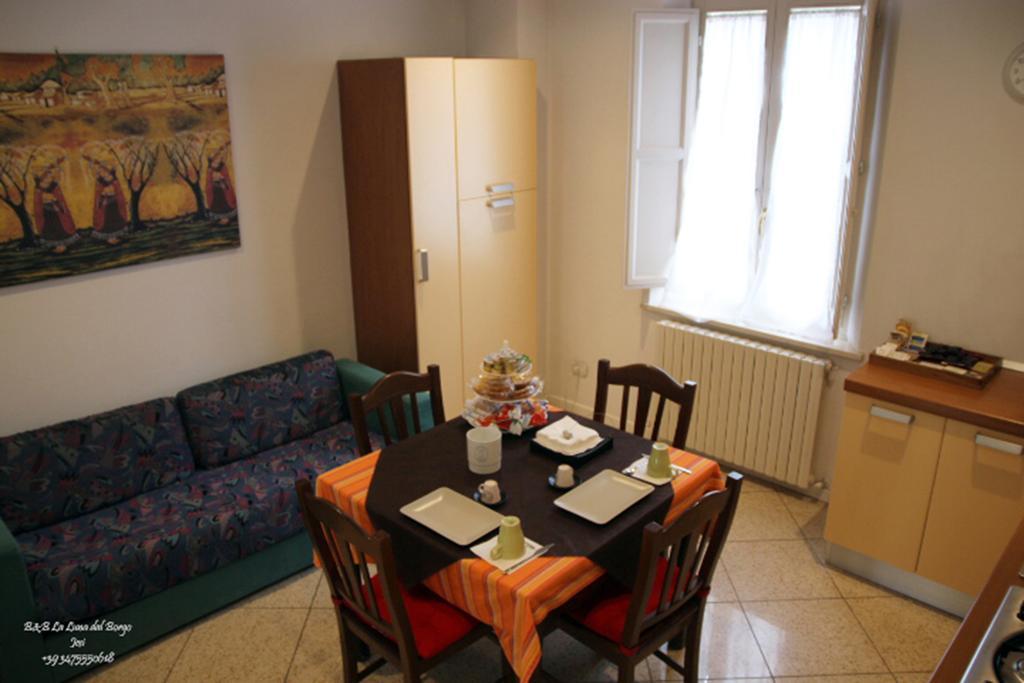 B&B La Luna Dal Borgo Йези Екстериор снимка